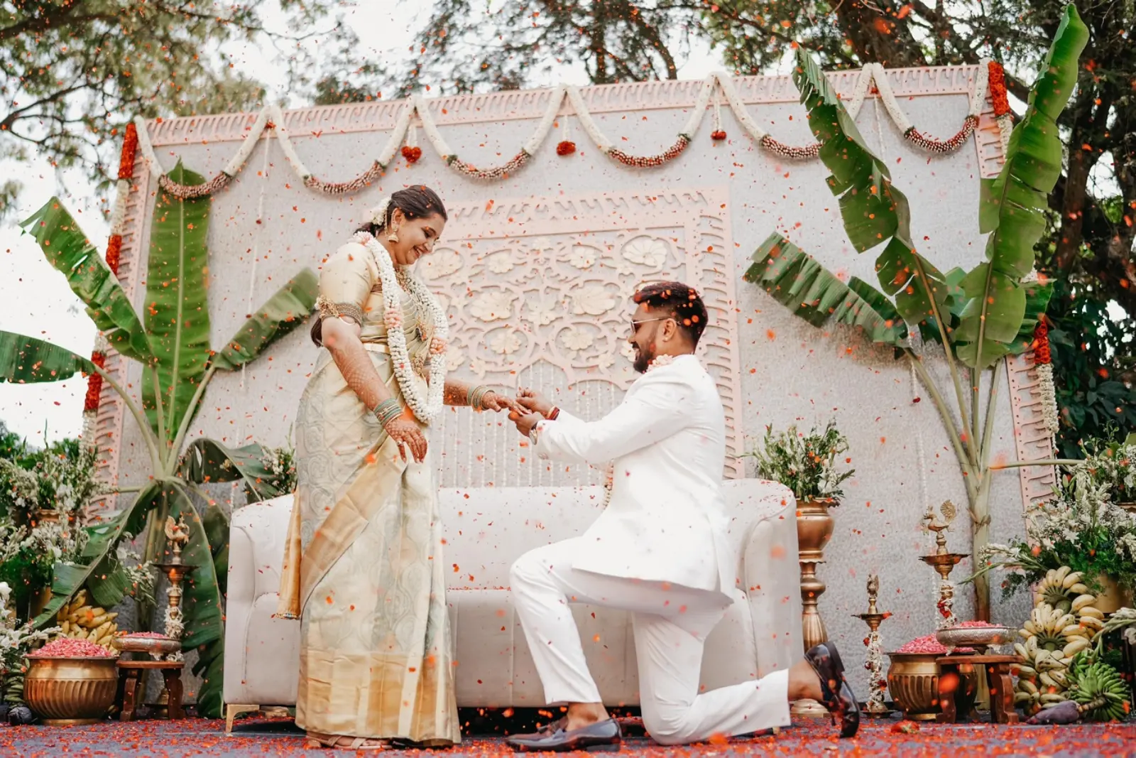 beach-bride-bride-and-groom-1679822 (18)